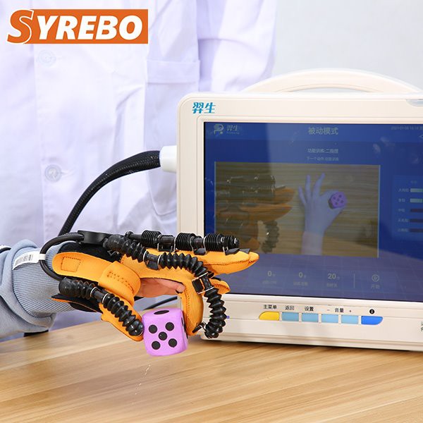 Exoskeleton pre paralyzovaných
